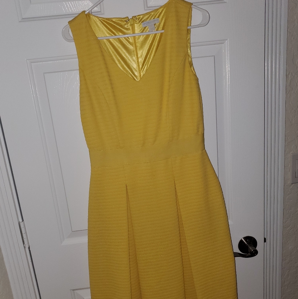 Yellow world dress